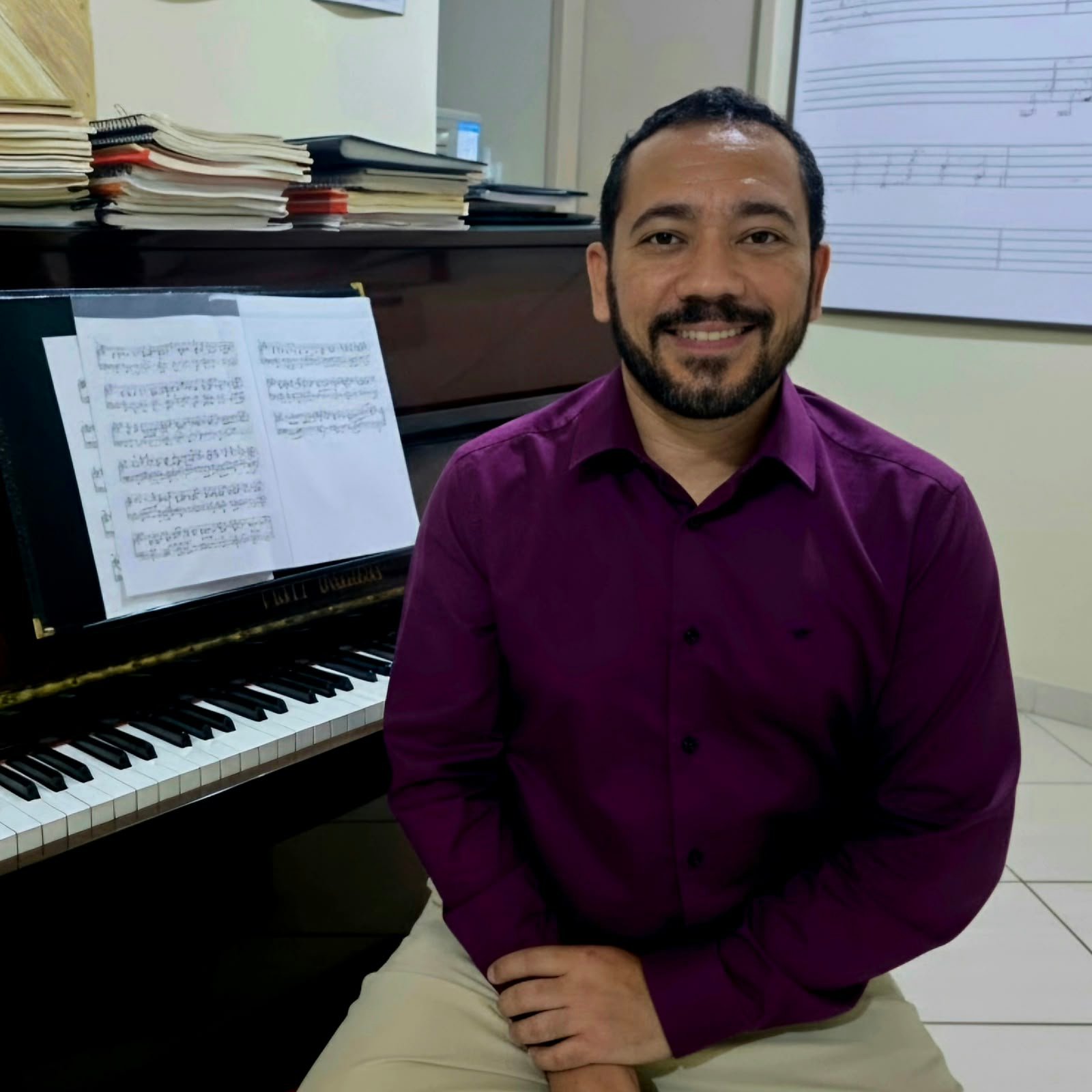 Professor Renato — Pause & Piano